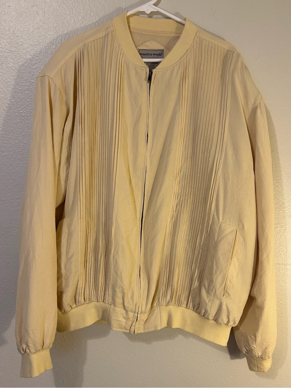 Scandia Woods Vintage Men’s Yellow Silk Pleated Bomber Jacket Size XL TL